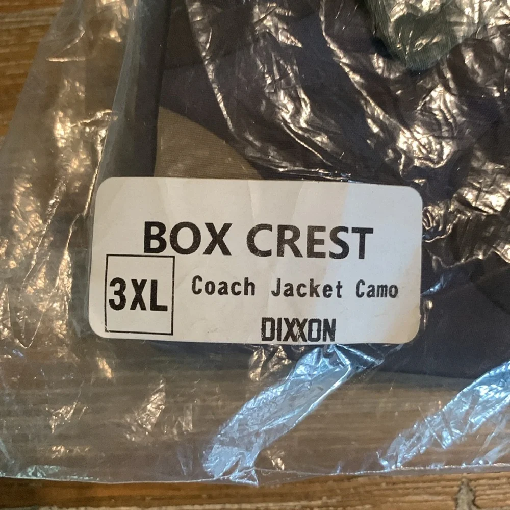 Dixxon Men's Box Crest Coach Jacket - Camo